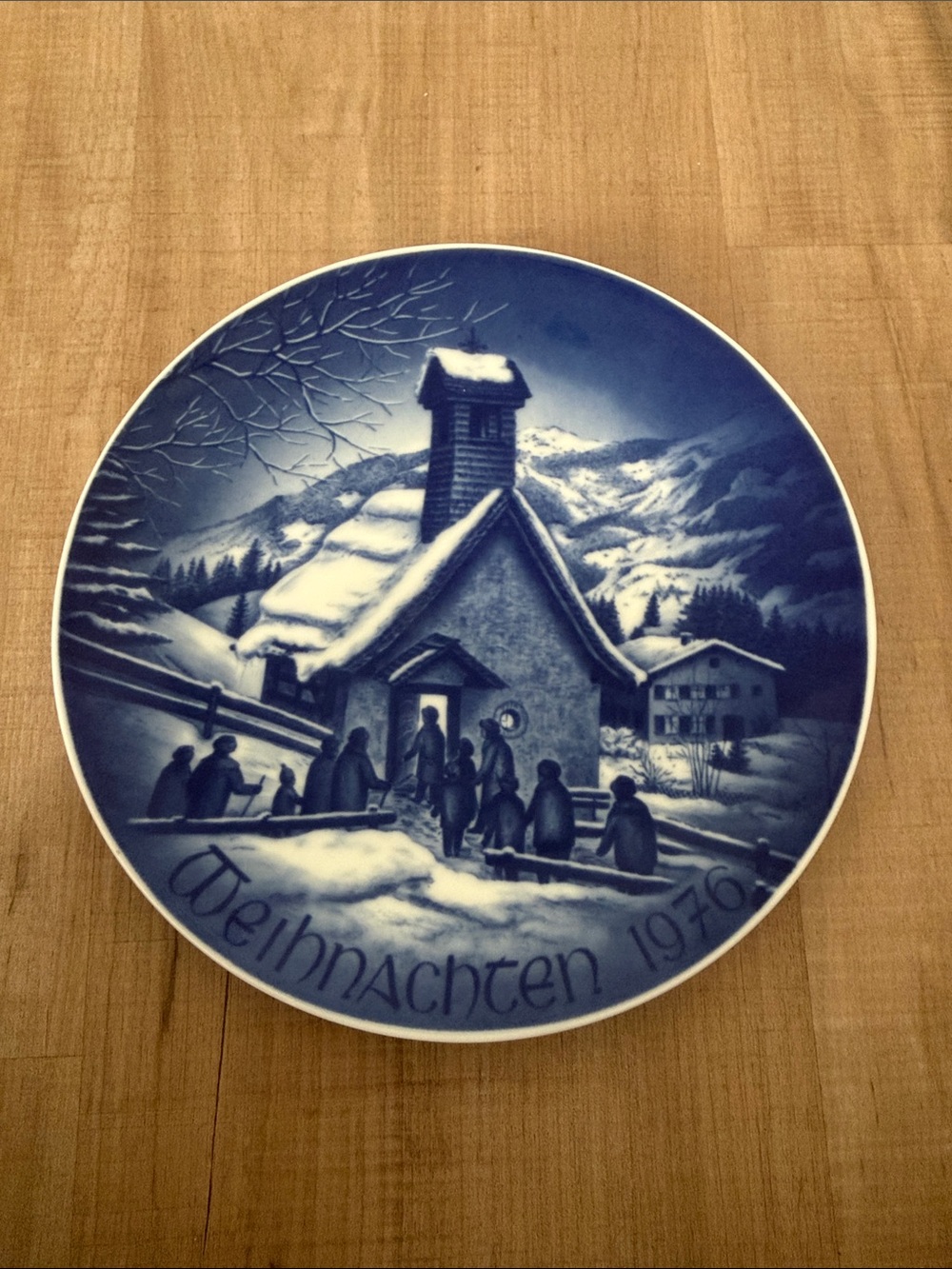 Blue Weihnachtsfest 1976 Decorative Holiday Plate